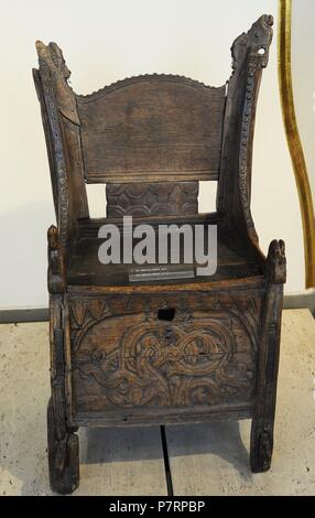 La Scandinavie. La chaire en bois sculpté. Le bois. Blakar, Lom, Oppland, Norvège. 13e siècle. Musée historique. Oslo. La Norvège. Banque D'Images