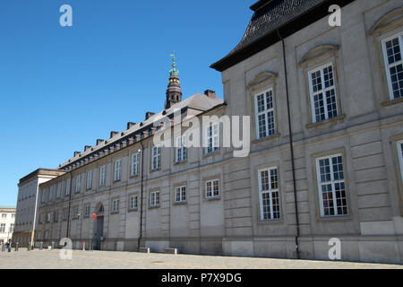 Christianborg Palace sous le soleil d'été, Copenhagen Danemark Banque D'Images