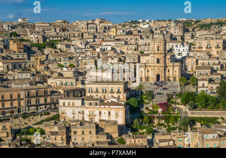 Vue panoramique à Modica, province de Raguse, en Sicile. Banque D'Images