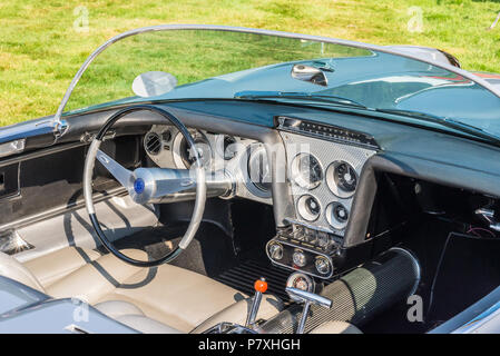 GROSSE POINTE SHORES, MI/USA - 17 juin 2018 : Cadillac 1959 Concept Cyclone tableau de bord en EyesOn Design show, près de Detroit, Michigan. Banque D'Images