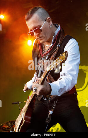 Le Hollywood Vampires en concert au parc d'attractions Liseberg comprend : Johnny Depp Où : Göteborg, Suède Quand : 06 juin 2018 Credit : Emelie Andersson/WENN.com Banque D'Images