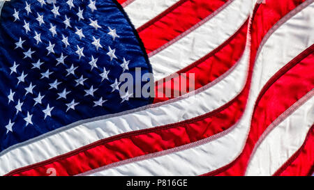 Drapeau américain au vent Banque D'Images