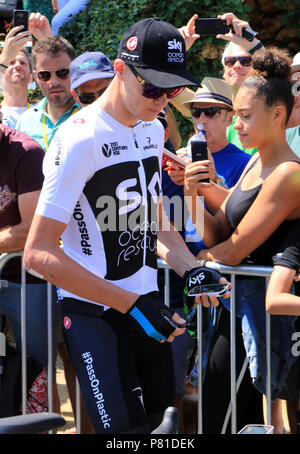 L'équipe Sky's Chris Froome avant le début de la phase 2 du Tour de France en Mouilleron-Saint-Germain. Banque D'Images