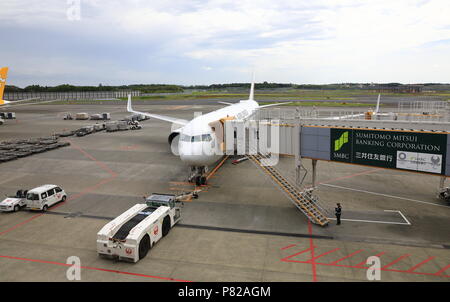 NARITA, JAPON - Mai 2018 : 1900 remorqueurs, Machine pour repousser l'aéronef à la voie de circulation dans les services d'escale à l'aéroport de Narita, au Japon. Banque D'Images