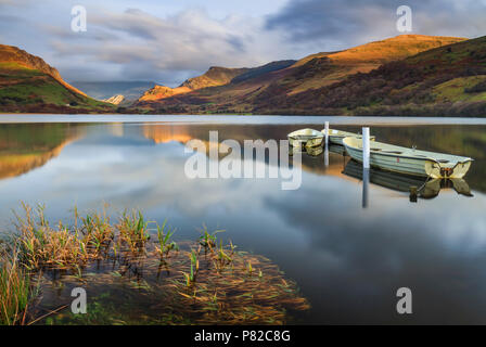 Llyn Nantlle dans le parc national de Snowdonia. Banque D'Images