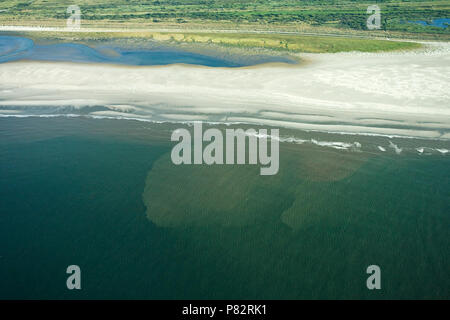 Luchtfoto van Ameland ; photo aérienne d'Ameland Banque D'Images