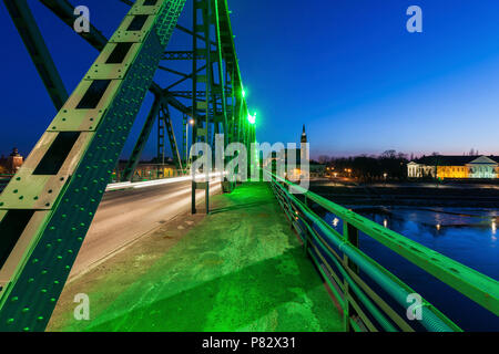 Rydz Smigly Bridge à Wloclawek. Wloclawek, Pologne, voïvodie de Cujavie-Poméranie. Banque D'Images