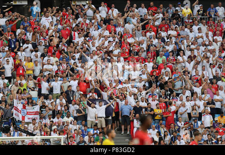 Samara, Russie. 7 juillet, 2018. Des fans de l'Angleterre (ENG) Football/soccer : la Russie Coupe du Monde 2018 match quart de finale entre la Suède 0-2 Angleterre à l'Arène de Samara à Samara, en Russie . Credit : AFLO/Alamy Live News Banque D'Images