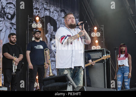 Turku, Finlande. 8e juillet 2018. British Blues et Soul singer Rag'n'Bone Man performing à Ruisrock Festival plein air. Banque D'Images