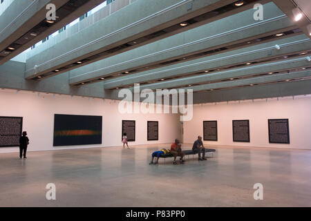L'art moderne et contemporain et la sculpture exposée au Musée des beaux-arts de l'Ontario, à Toronto, Ontario, Canada. Banque D'Images