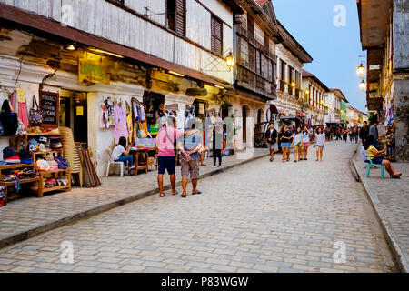 La pittoresque ville coloniale espagnole du 16ème siècle de Vigan aux Philippines avec ses rues pavées Banque D'Images