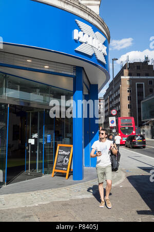 Nouveau mega Halifax succursale sur Tottenham Court Road, Londres, UK Banque D'Images