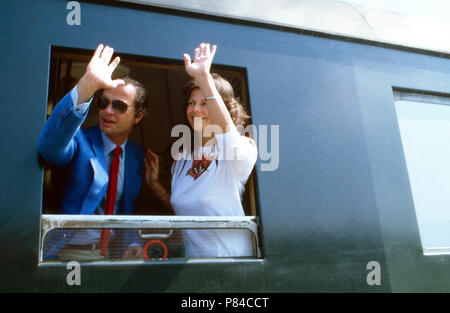 Königin Silvia von Schweden Besuch beim anlässlich des 50. Geburtstags Johann Georg von Hansi de Hohenzollern dans Sigmaringen, Deutschland 1982. La Reine Silvia de Suède qui visitaient la célébration de Johann Georg Hansi de Hohenzollern Sigmaringen au 50e anniversaire de l'Allemagne, 1982. Banque D'Images