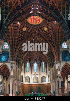 Chicago, Illinois, USA - 22 juin 2018. La Cathédrale Saint Nom de Chicago, Illinois. Elle est le siège de l'archidiocèse de Chicago, l'une des grandes Banque D'Images