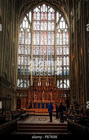 La cathédrale de Gloucester, un incroyable espace d'ampleur et de splendeur architecturale et l'AWE inspirant majesté Banque D'Images