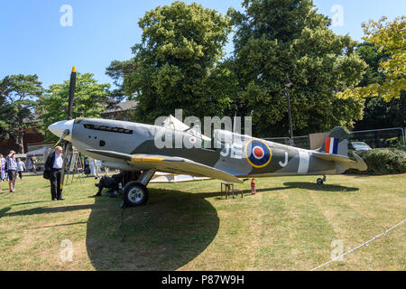 Supermarine Spitfire sur l'affichage à Trowbridge park pendant la fin de semaine de célébration des forces armées Banque D'Images