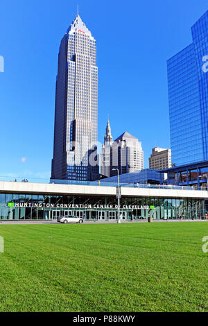 Centre de Convention de Cleveland Huntington sur l'Avenue du Lac au centre-ville de Cleveland, Ohio, USA. Banque D'Images