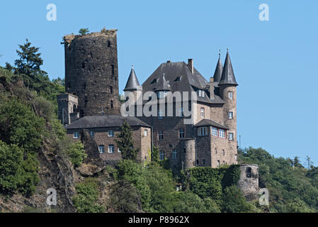 Le Château Maus dans la vallée du Rhin moyen, près de Sankt Goarshausen, Allemagne. Banque D'Images
