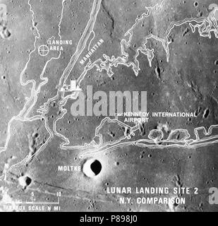 (Juillet 1969) --- une illustration photographique comparant la taille de site d'atterrissage d'Apollo 2 avec celui de la région métropolitaine de New York City.. Banque D'Images
