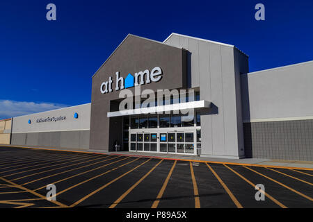 Lancaster, PA, USA - 7 juillet 2018 : l'extérieur de chez soi, une chaîne de magasins à grande surface spécialisée dans les produits à la maison de décor dans plus de 100 endroits dans 33 états. Banque D'Images