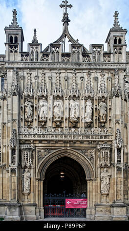 La cathédrale de Gloucester, un incroyable espace d'ampleur et de splendeur architecturale et l'AWE inspirant majesté Banque D'Images