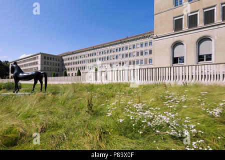 Genève, Suisse - le 10 juin 2018 : Le siège de l'Organisation mondiale du commerce (OMC) est situé dans le Centre William Rappard Banque D'Images