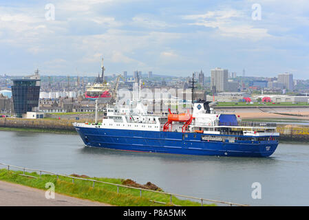 L'expéditionnaire cruise ship Ortelius revient à Aberdeen à partir d'un voyage aventure au cercle arctique. Banque D'Images