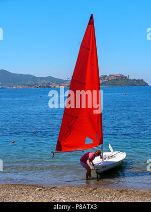 Base nautique, plage Spiaggia Bagnaia, Elbe, la Région Toscane, province de Livourne, Italie, Europe Banque D'Images