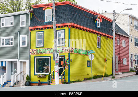 Hempware sur la rue Duckworth à St John's, Terre-Neuve. Le cannabis sera autorisée pour l'utilisation récréative au Canada le 17 octobre 2018. Banque D'Images