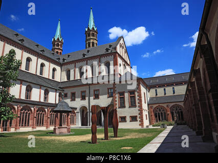 Cloître, St.-Kilians-Dom zu Würzburg ou la cathédrale Saint Kilian, Würzburg, Wuerzburg, Basse-franconie , Bavière, Allemagne Banque D'Images