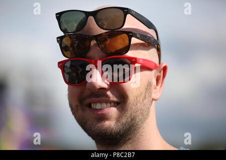 Hoppegarten, spectateurs à Berlin 18/12/06 2017 à l'hippodrome de Hoppegarten Banque D'Images