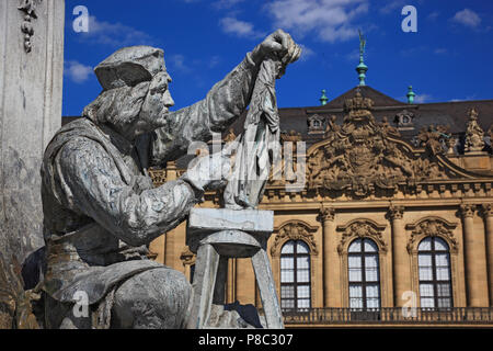 Matthias Grünewald Statue fontaine, Frankoniabrunnen Residenceplatz Anzanole, carrés, résidence, Würzburg, Wuerzburg, Basse-franconie , Bavière, Allemagne Banque D'Images