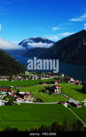 Alpes autrichiennes : 'lac' Achensee au Tyrol est un centre touristique et Wi-Fi Banque D'Images