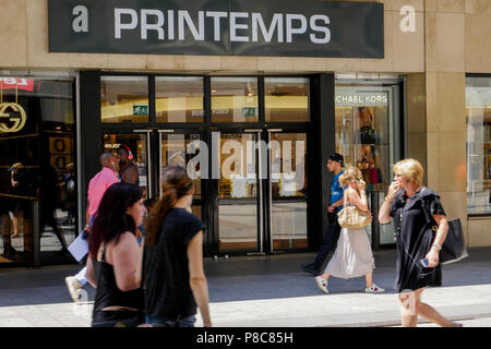 Le printemps ministère shop, République streete, Lyon, France Banque D'Images