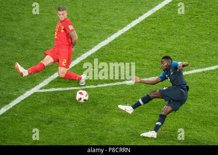 Saint-pétersbourg, Russie. 11 juillet, 2018. Blaise MATUIDI (droit, FRA) et Toby ALDERWEIRELD (BEL), Action, duels, France (FRA) - Belgique (BEL) 1 : 0, demi-finale, match 61, le 10.07.2018 à Saint-Pétersbourg ; Coupe du Monde de Football 2018 en Russie à partir de la 14.06. - 15.07.2018. © | Conditions de crédit dans le monde entier : dpa/Alamy Live News Banque D'Images