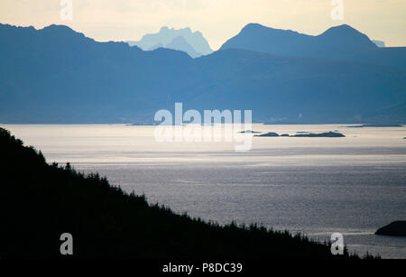 Impressionen : Landschaft, Glomtiden, Lofoten, Norvège. Banque D'Images