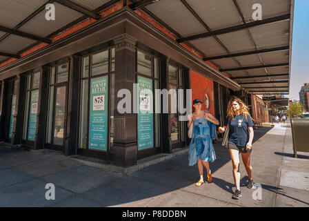 Propriété vacante représenté par la société immobilière Cushman & Wakefield dans le Meatpacking District à New York le jeudi, Juillet 5, 2018.Le géant de l'immobilier a déposé pour un premier appel public à l'épargne. ( © Richard B. Levine) Banque D'Images
