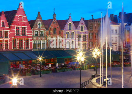 Place du vieux marché à Bruges, Belgique Banque D'Images