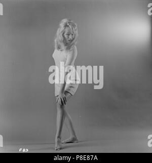 FRANKENSTEIN créa la femme, Susan Denberg, 1967 Photo Stock - Alamy