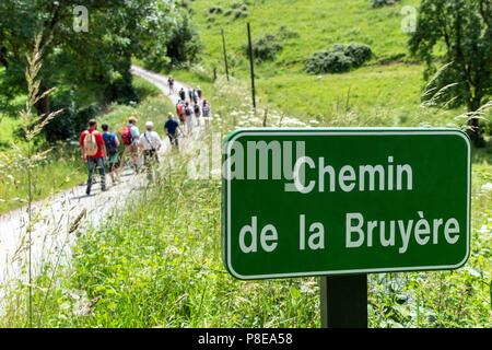 EXCURSION DANS LA SUISSE NORMANDE CLECY,, FRANCE Banque D'Images