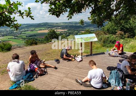 EXCURSION DANS LA SUISSE NORMANDE CLECY,, FRANCE Banque D'Images