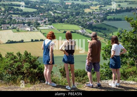 EXCURSION DANS LA SUISSE NORMANDE CLECY,, FRANCE Banque D'Images