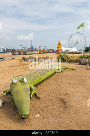 L'énorme Crocodile dans la baie de Cardiff, Pays de Galles du Sud Banque D'Images