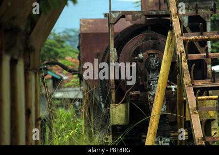 L'équipement de traitement de l'asphalte. Bandung. L'Indonésie. Banque D'Images