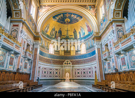 L'abside de la Basilique Saint-Jean de Latran à Rome. Banque D'Images