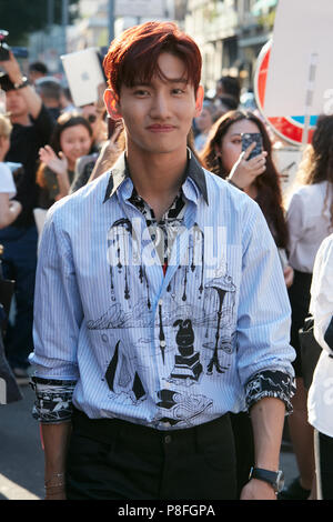 MILAN - le 17 juin : Changmin avant Prada fashion show, Milan Fashion Week street style le 17 juin 2018 à Milan. Banque D'Images