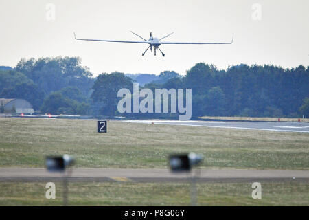 La première transatlantique aéronef téléguidé vol arrivera à Fairford, Gloucestershire, l'avant du mois prochain's Royal International Air Tattoo. Banque D'Images