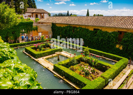 Les jardins du Palais du Generalife. Alhambra, UNESCO World Heritage Site. La ville de Grenade. Andalousie, Espagne du sud Europe Banque D'Images