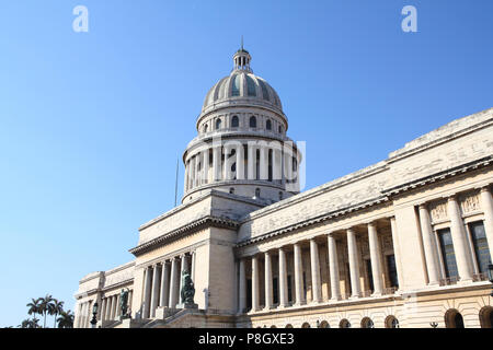 La Havane, Cuba - l'architecture de la ville. Célèbre Capitole National (Capitolio Nacional) bâtiment. Banque D'Images