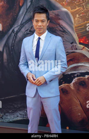 Acteur Byron Mann assiste à la première de "New York gratte-ciel" le 10 juillet 2018. Banque D'Images